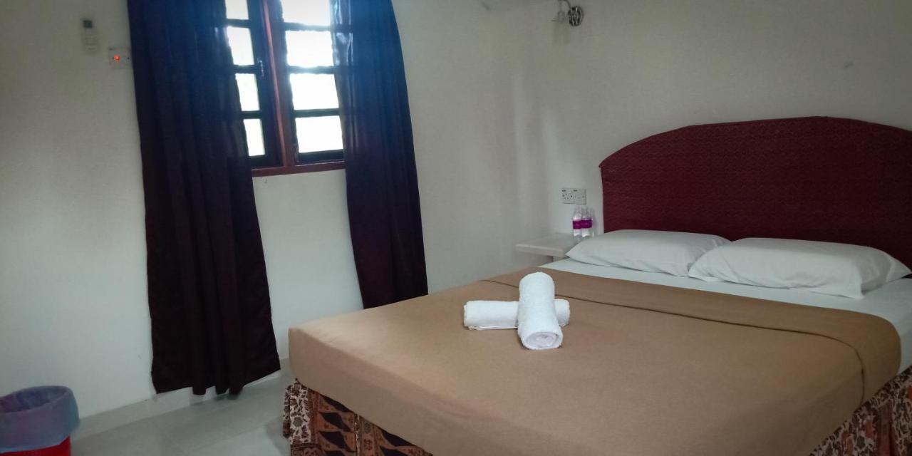 Noor Arfa River Chalet Kuala Terengganu Buitenkant foto